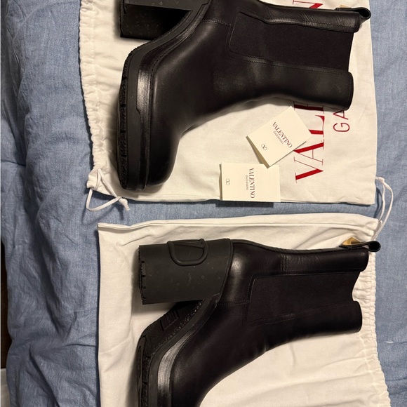 Valentino Garavani Shoes - Valentino Garavani VLogo Black Leather Ankle Boots (EU42)